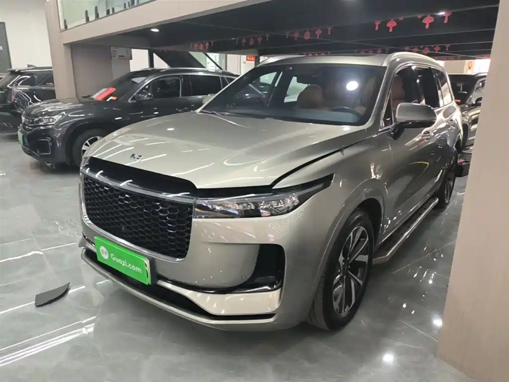 Li Auto ONE 2021 6 мест