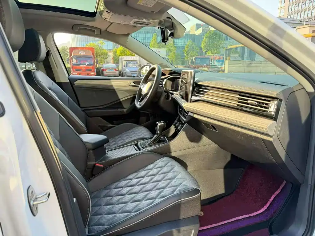 Volkswagen Sagitar — миниатюра 5