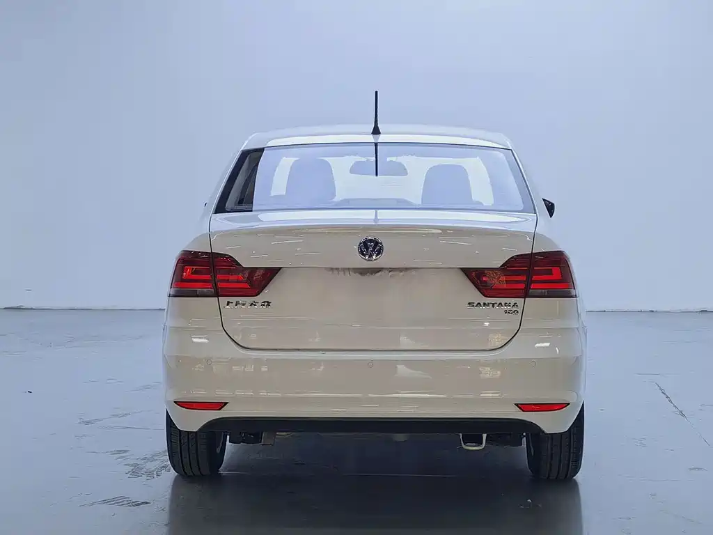 Volkswagen Santana — миниатюра 14