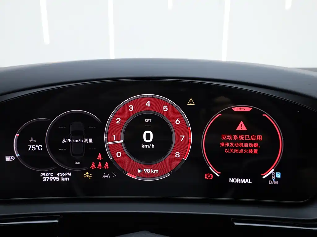 Porsche Cayenne — миниатюра 9