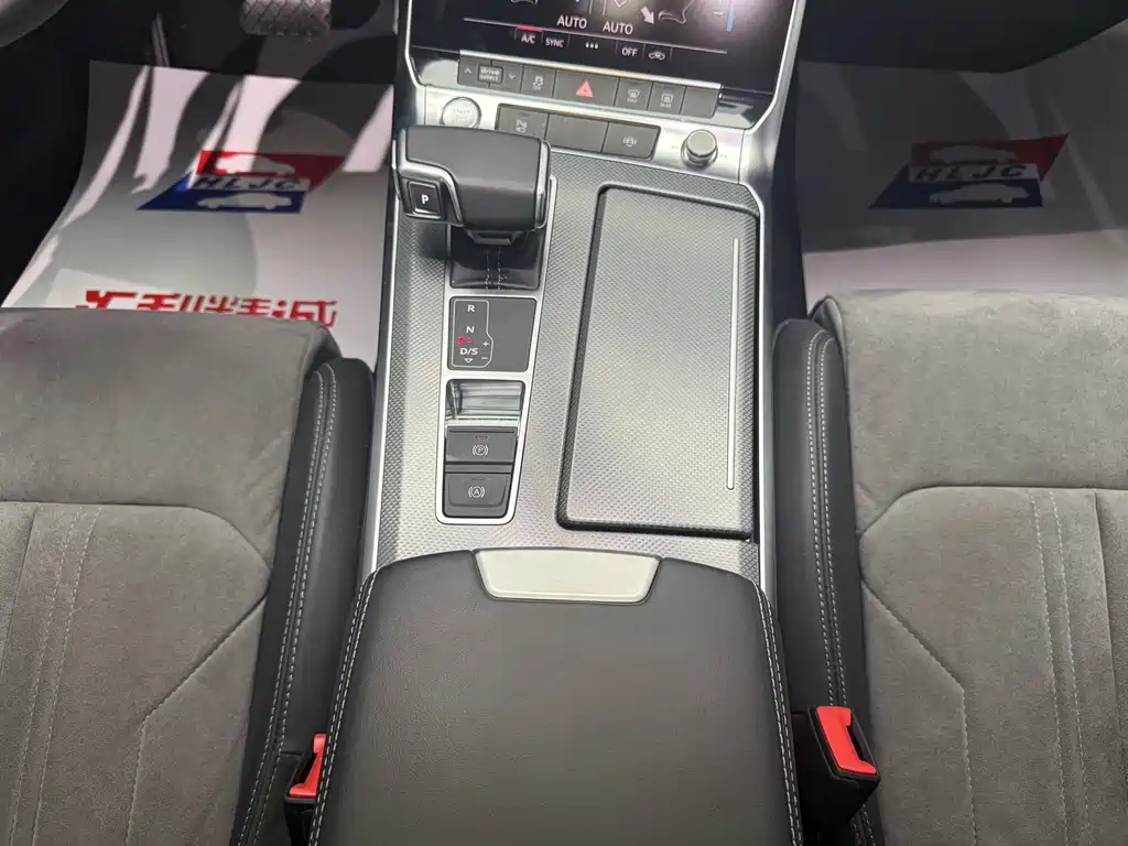Audi A6L — миниатюра 12