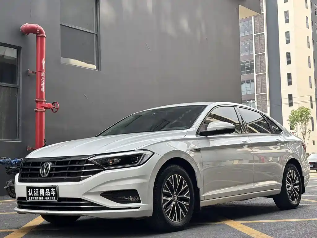 Volkswagen Sagitar 2019