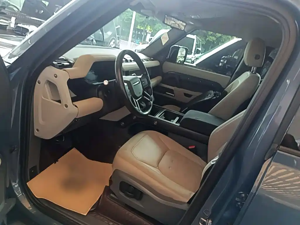 Land Rover Defender — миниатюра 16