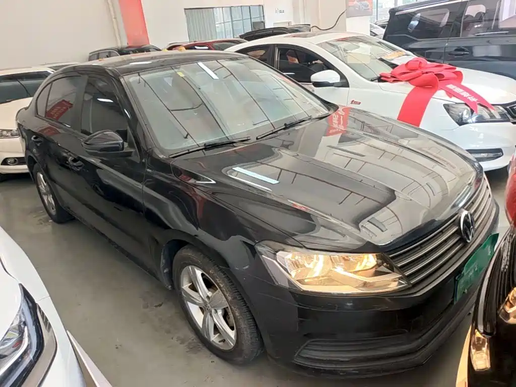 Volkswagen Lavida — миниатюра 4