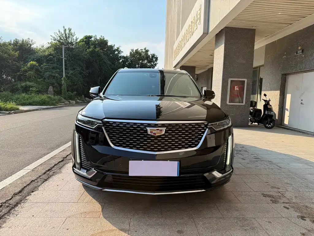 Cadillac XT6 — миниатюра 2