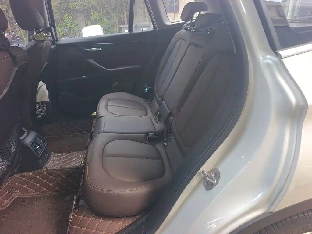 BMW X1 — миниатюра 18