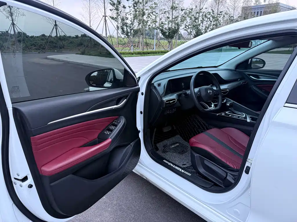 Changan Eado — миниатюра 8