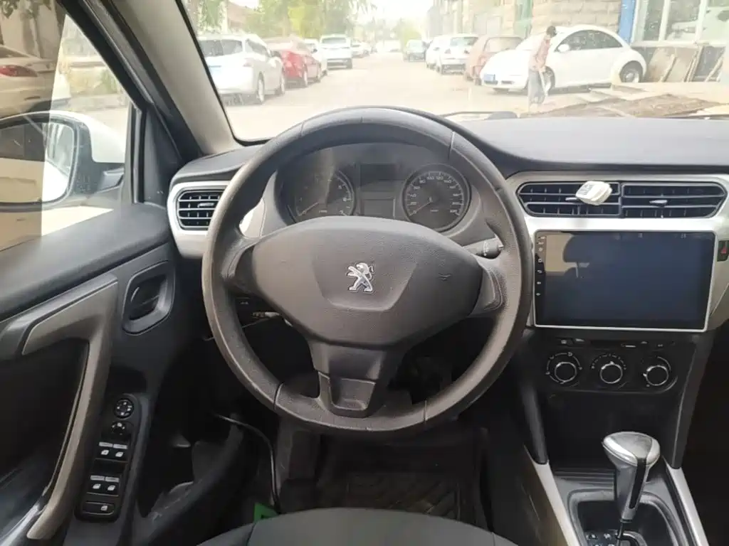Peugeot 301 — миниатюра 11