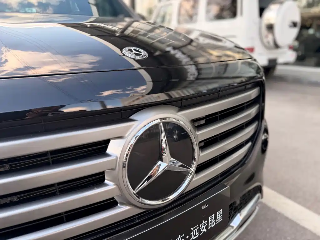 Mercedes-Benz GLB — миниатюра 25
