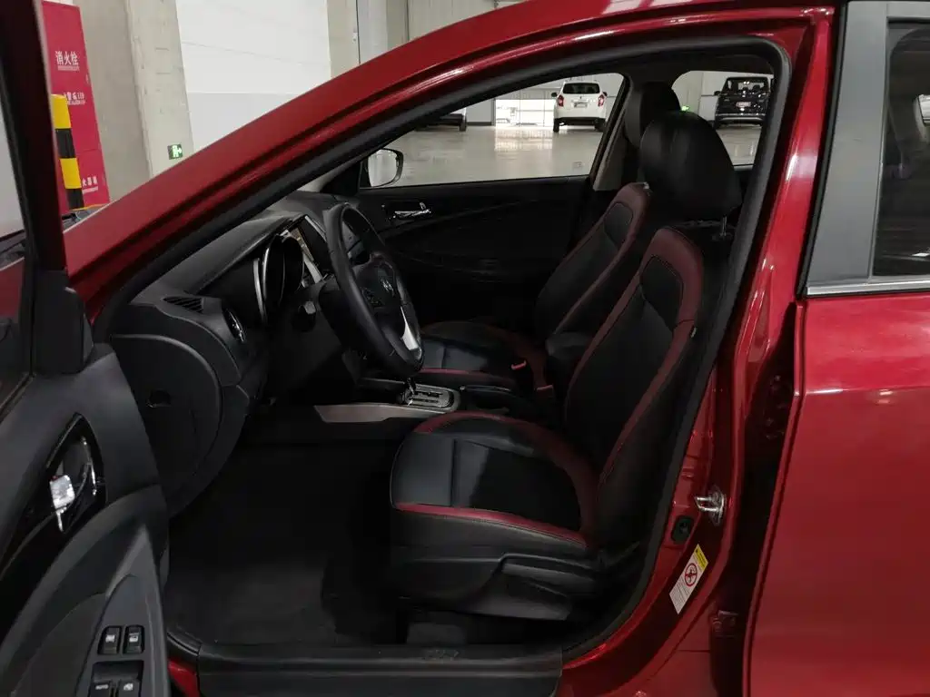 Changan Eado XT — миниатюра 10