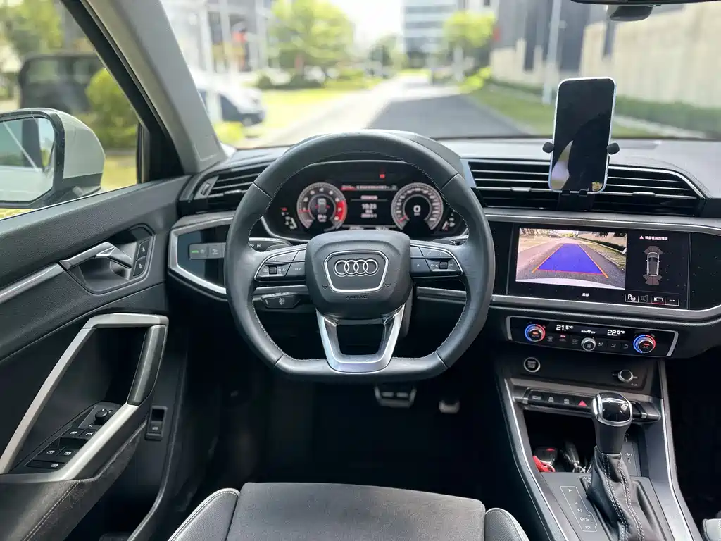 Audi Q3 2023 40 TFSI Fashion