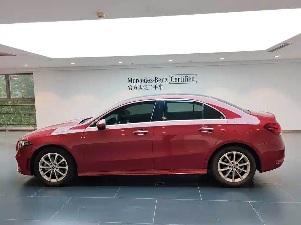 Mercedes-Benz A-Class — миниатюра 6