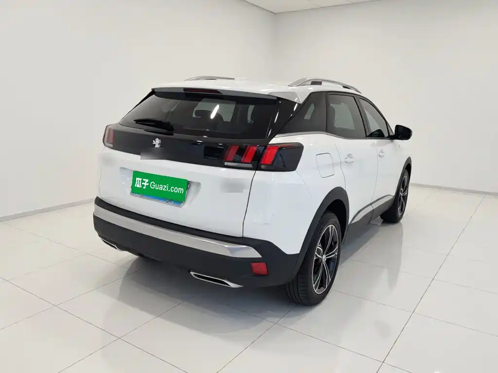 Peugeot 4008 — миниатюра 6
