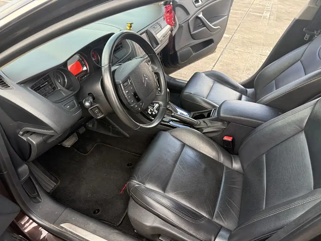 Citroen C5 — миниатюра 8