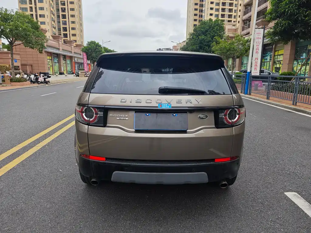 Land Rover Discovery Sport — миниатюра 5
