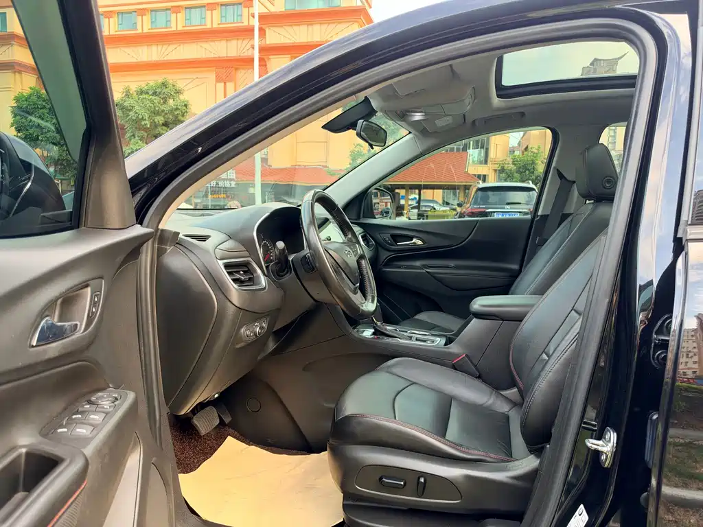 Chevrolet Equinox — миниатюра 11