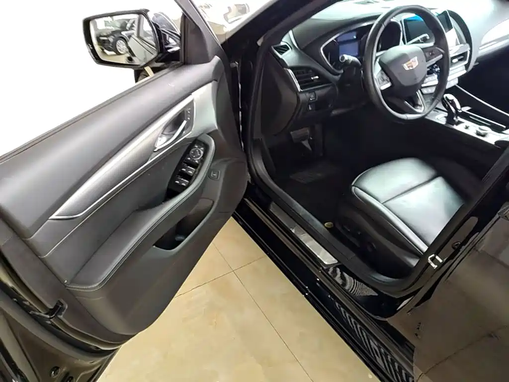 Cadillac CT5 — миниатюра 16