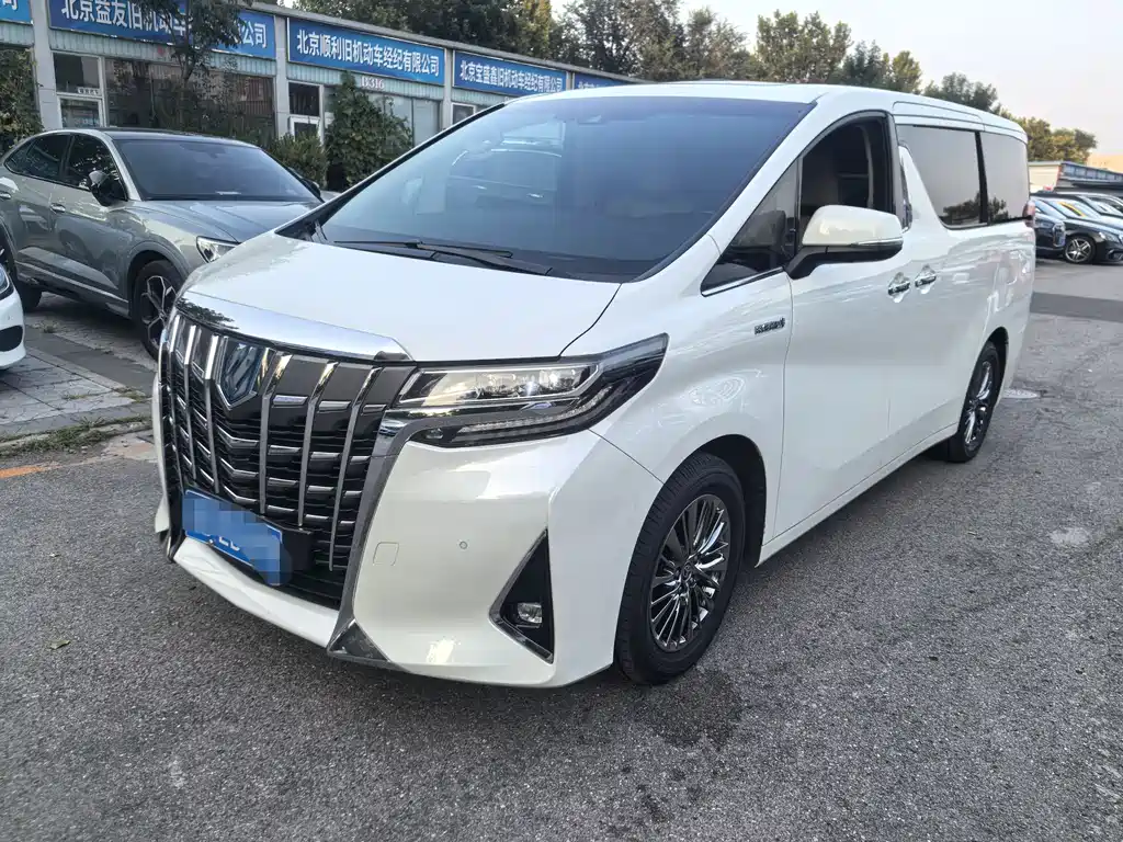 Toyota Alphard 2021