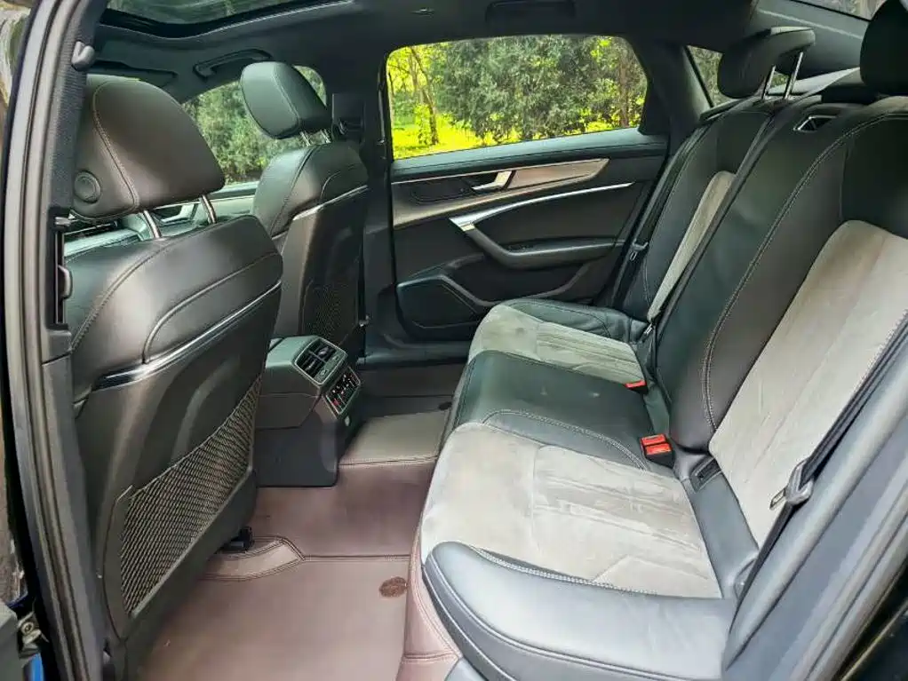 Audi A6L New Energy — миниатюра 7