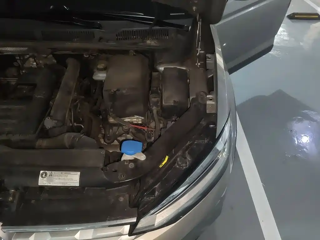 Volkswagen Touran — миниатюра 23