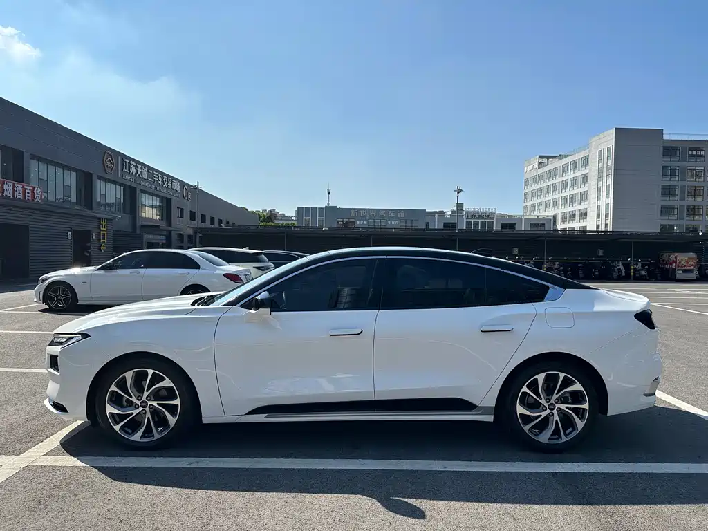 Ford Mondeo — миниатюра 4