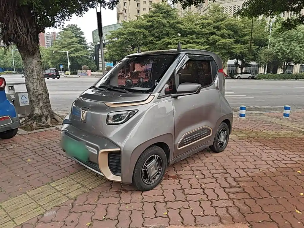 Baojun E200 — миниатюра 2