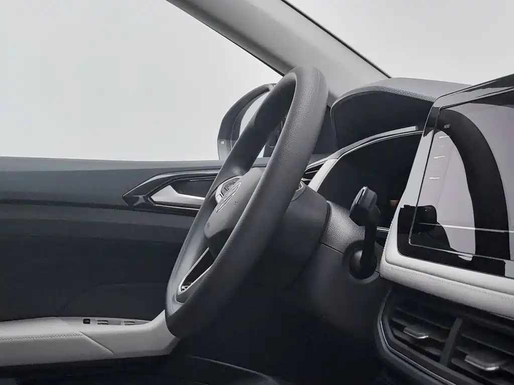 Volkswagen Tharu — миниатюра 22