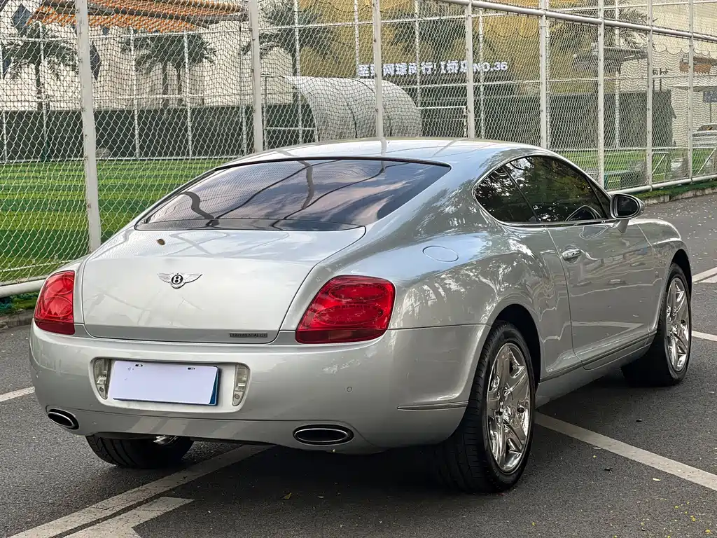 Bentley Continental — миниатюра 6