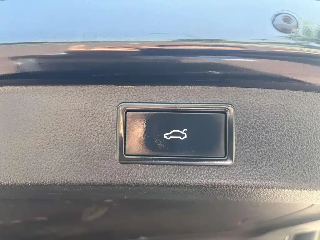 Skoda Kodiaq 2018 TSI330 5 мест Luxury