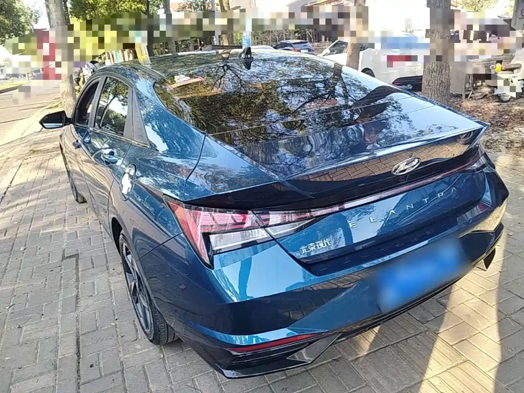 Hyundai Elantra — миниатюра 5