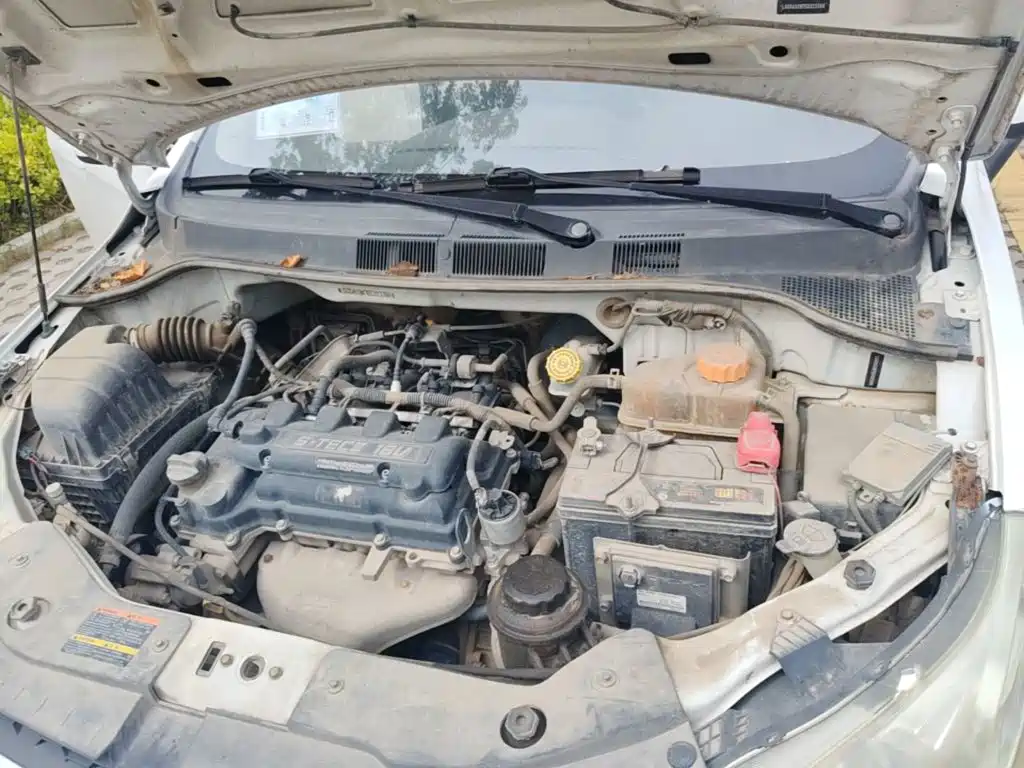 Chevrolet Sail — миниатюра 25