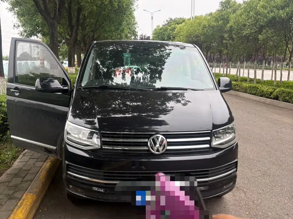 Купить Volkswagen Multivan