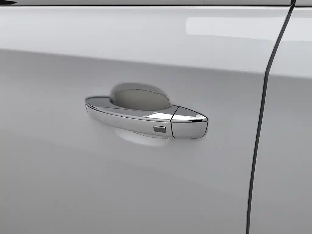 Roewe i6 Classic — миниатюра 18