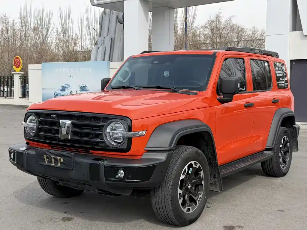 TANK TANK 300 NEW ENERGY