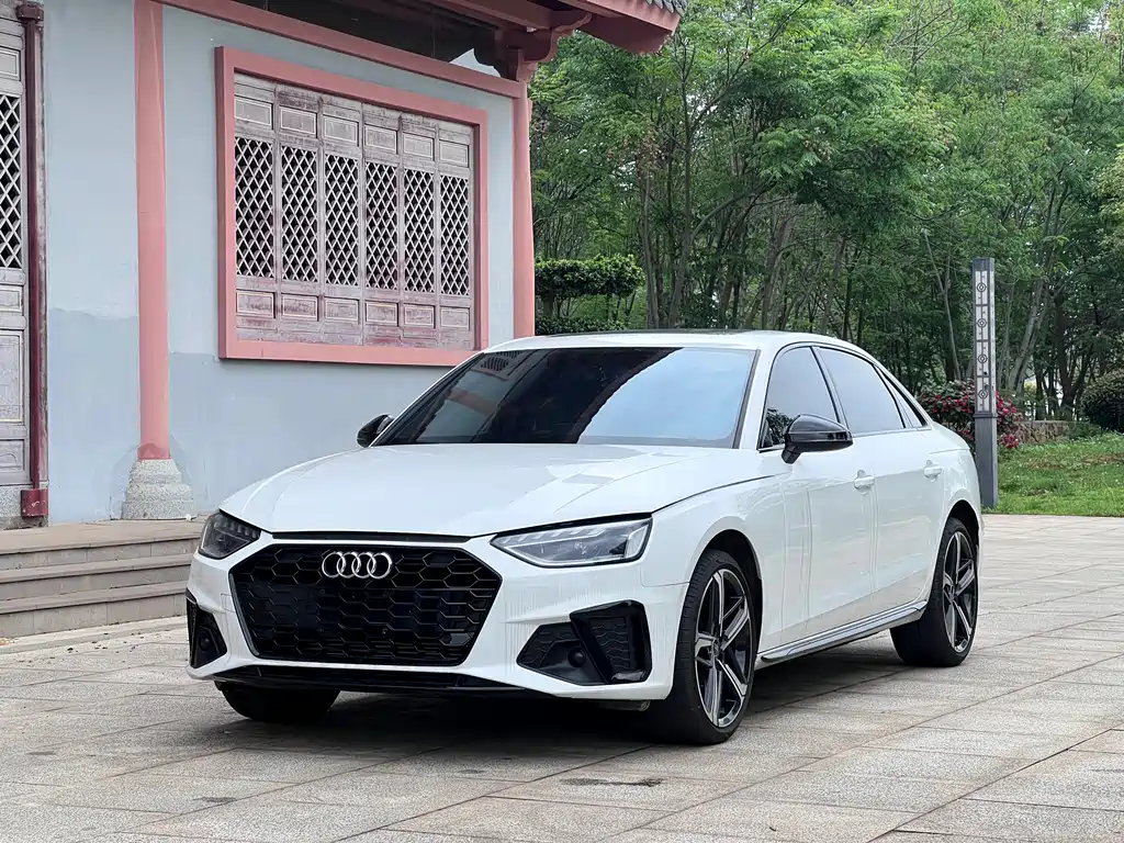 Купить Audi A4L