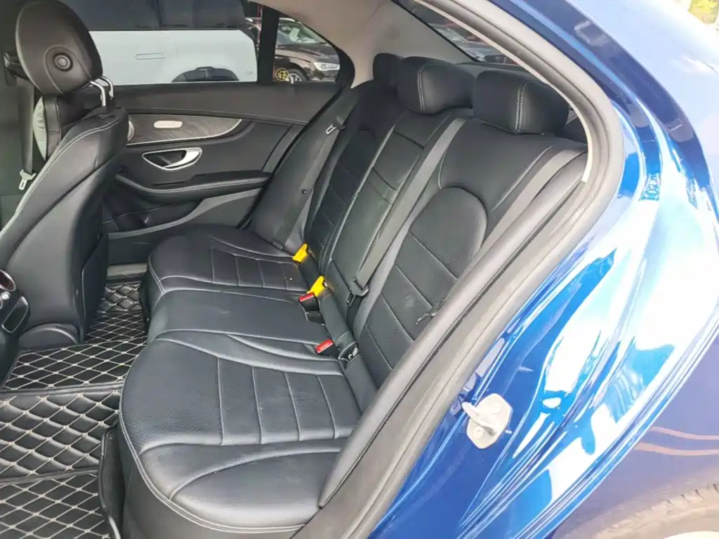 Mercedes-Benz C-Class — миниатюра 17