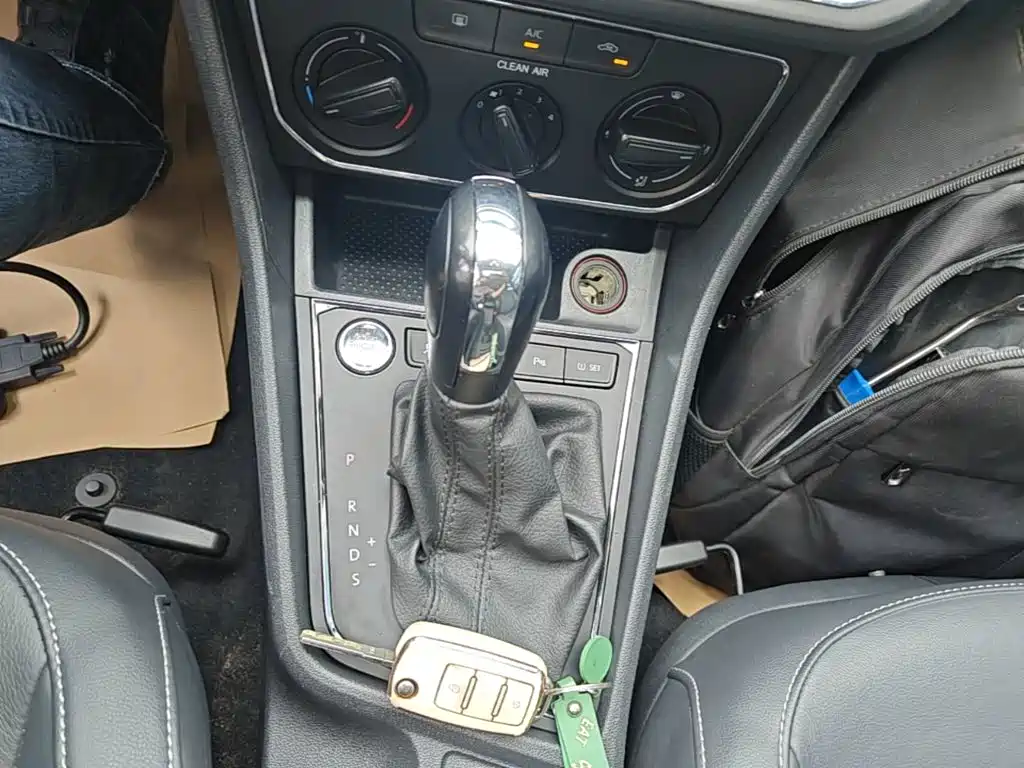 Volkswagen Lavida — миниатюра 14