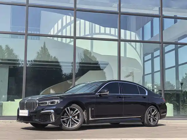 BMW 7 SERIES