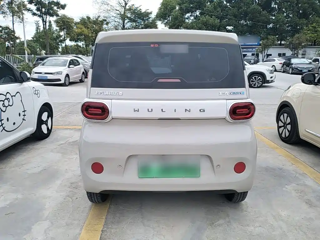 Wuling MINIEV — миниатюра 6
