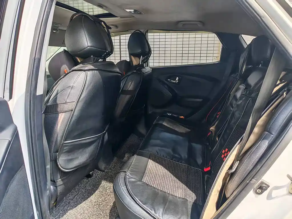Hyundai ix35 — миниатюра 8