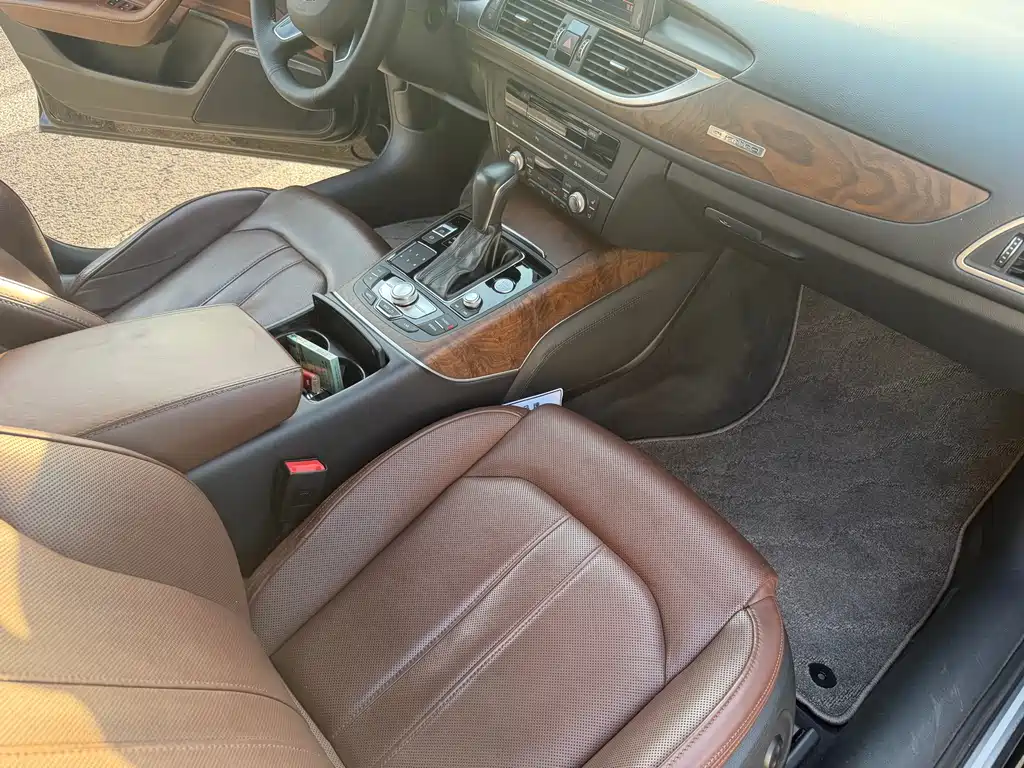 Audi A6L 2018 30 45 TFSI quattro Luxury