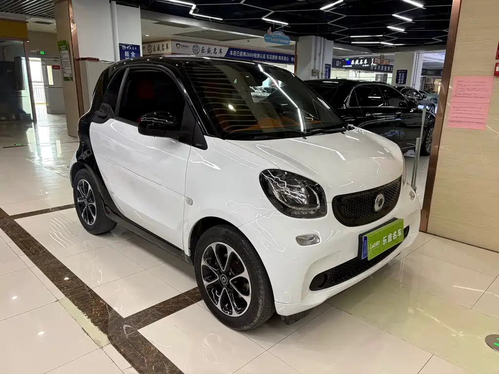 smart Smart Fortwo — миниатюра 3