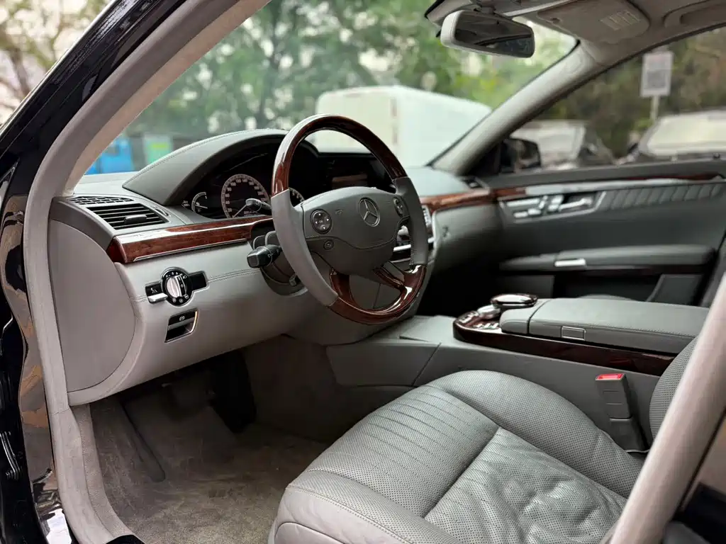 Mercedes-Benz S-Class — миниатюра 4