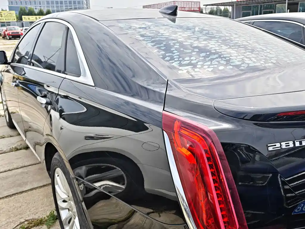 Cadillac XTS — миниатюра 9