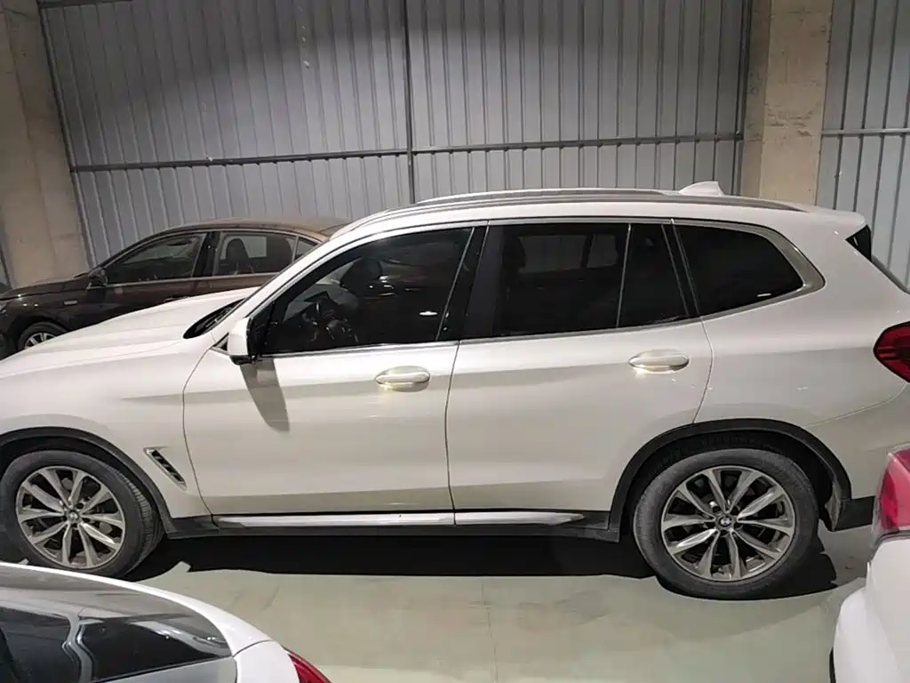 BMW X3 — миниатюра 4