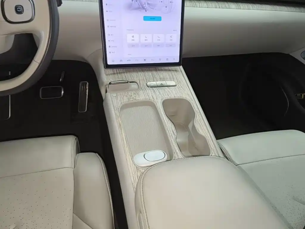 NIO ET7 — миниатюра 14