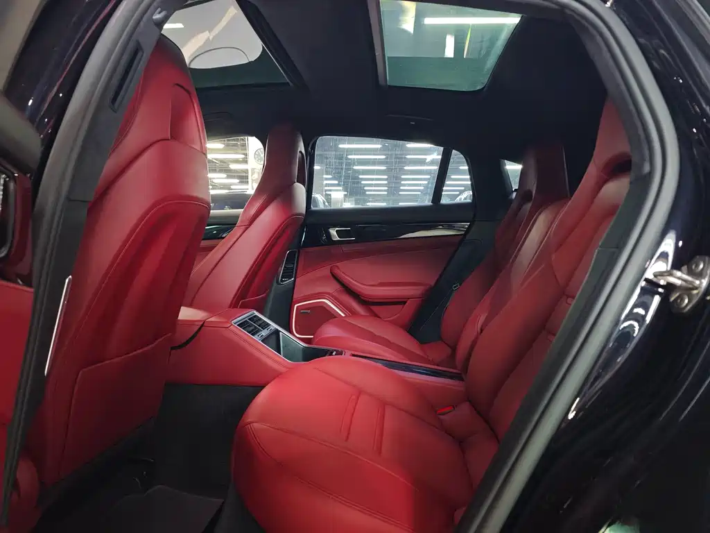 Porsche Panamera — миниатюра 7