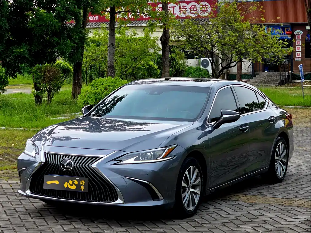 Lexus ES — фотографии объявления, Фото 2