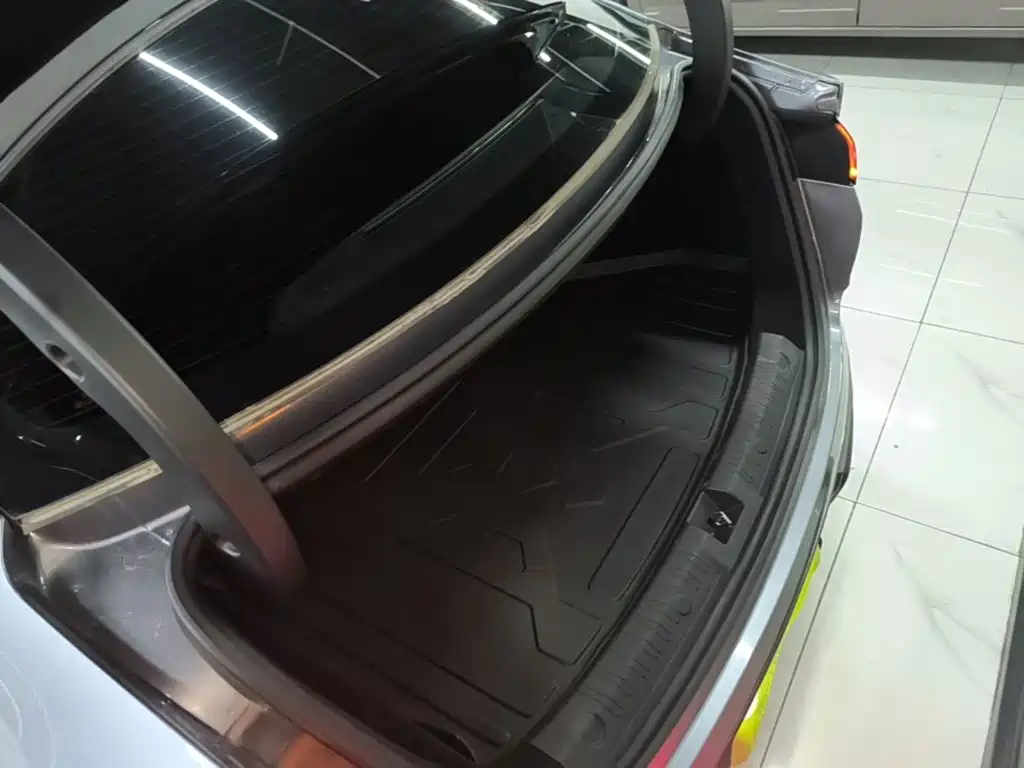 BYD Qin L — миниатюра 19