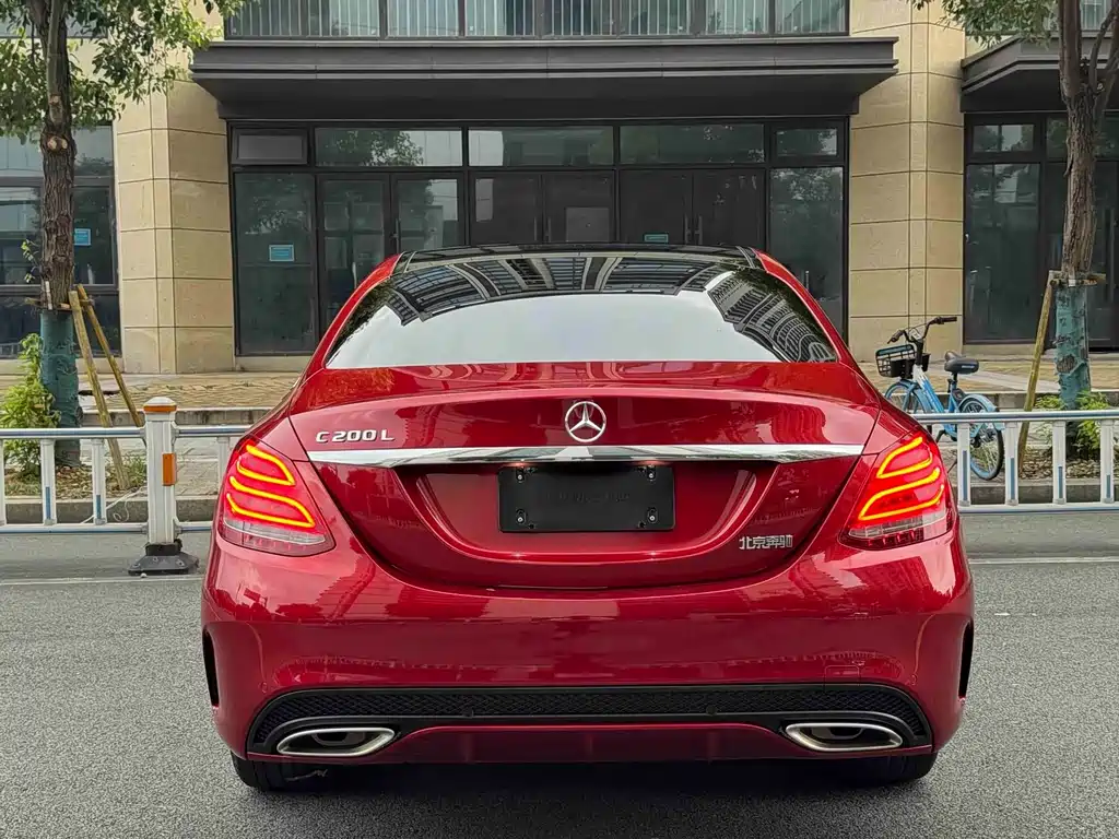 Mercedes-Benz C-Class — миниатюра 7